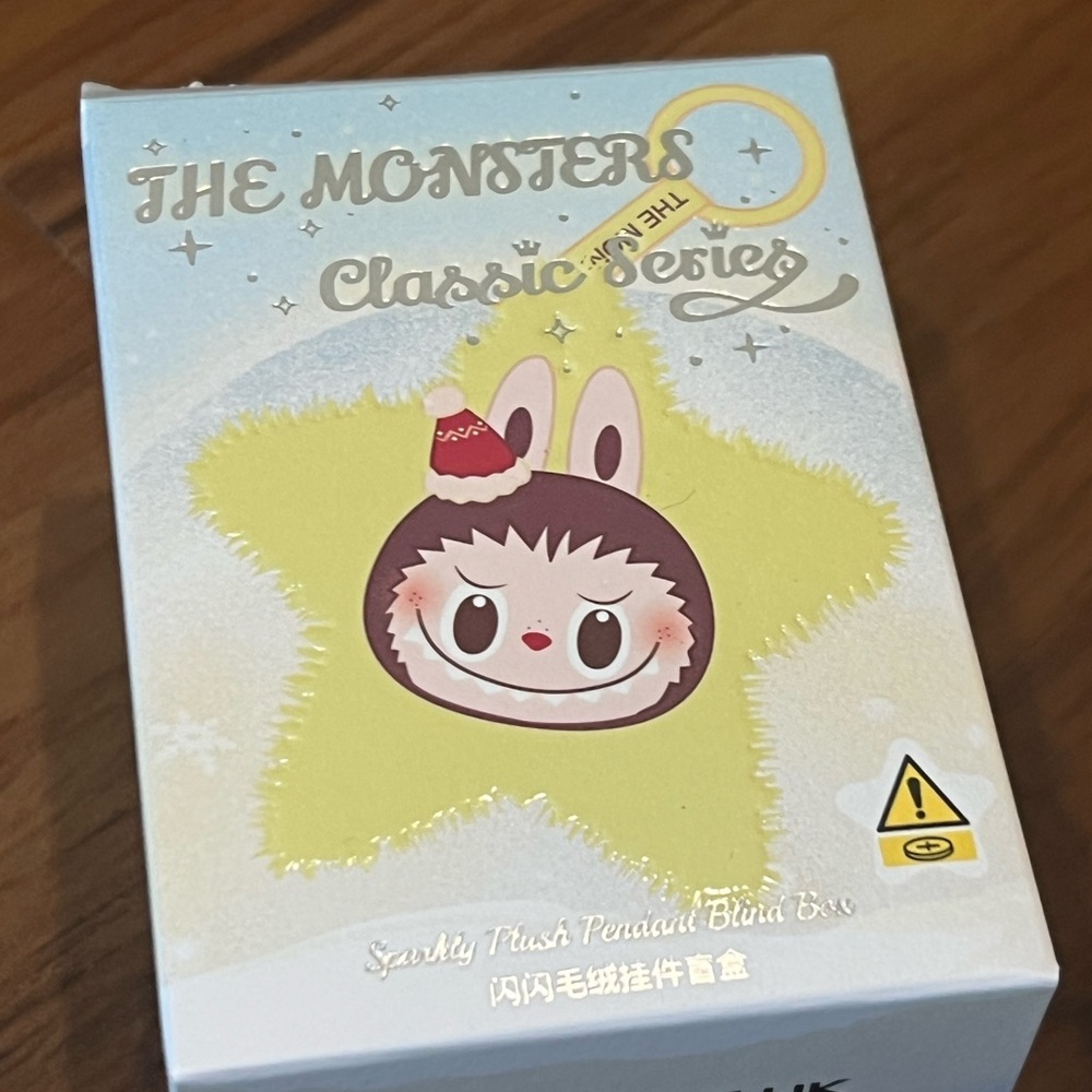 THE MONSTERS Classic Series-Sparkly Plush Pendant Blind Box